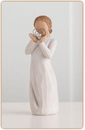 WillowTree Figurine Lots of Love
